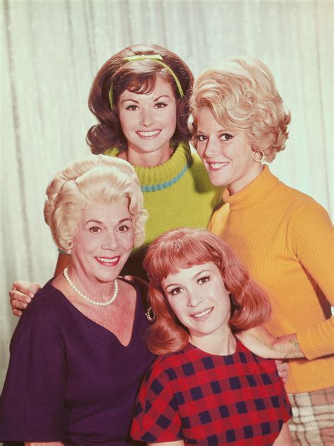 cast petticoat junction